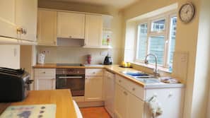 Fridge, microwave, oven, hob