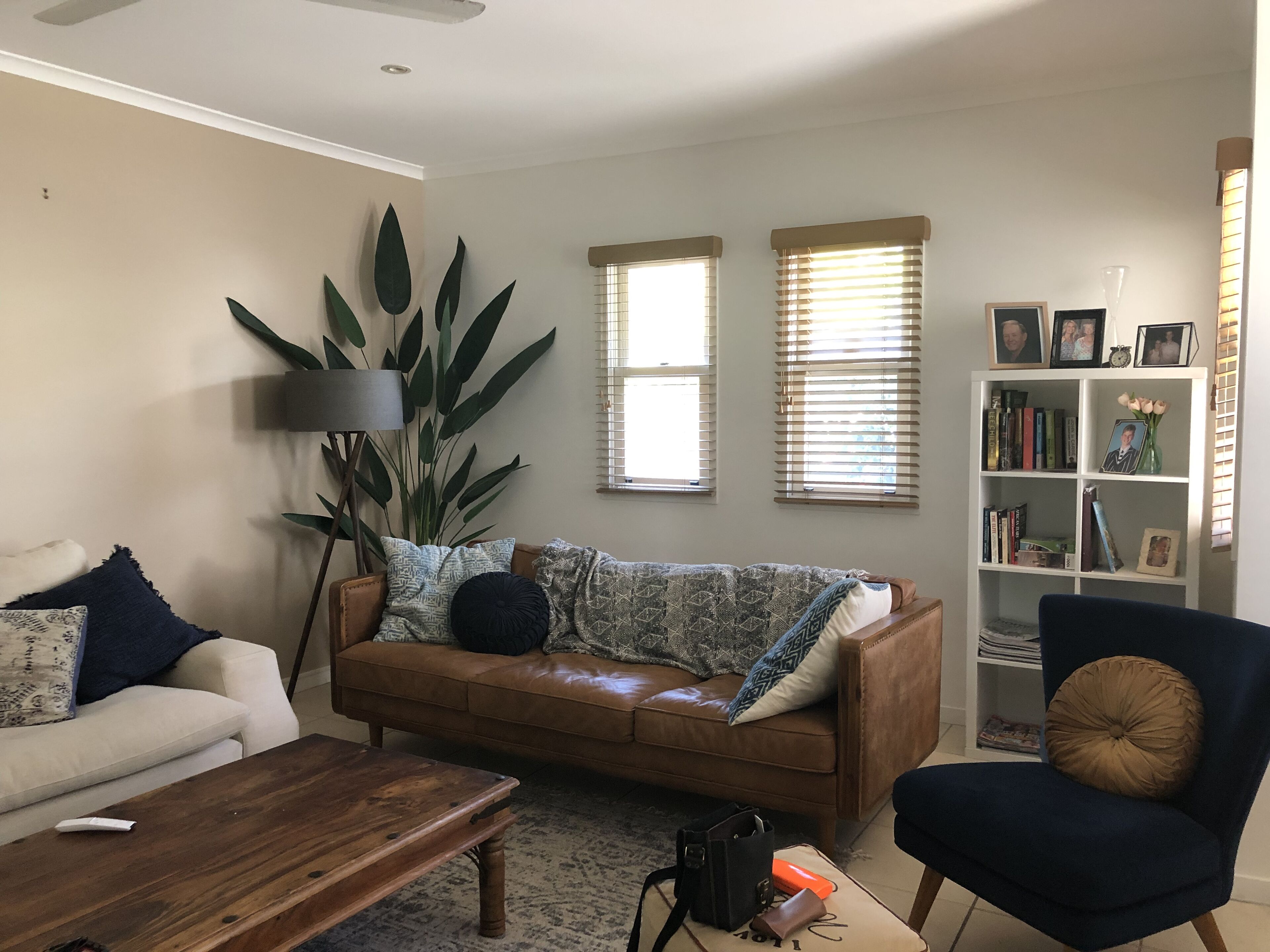 Modern 3 Bedroom, 2 1/2 bath Townhouse 2 minute walk to the beach!