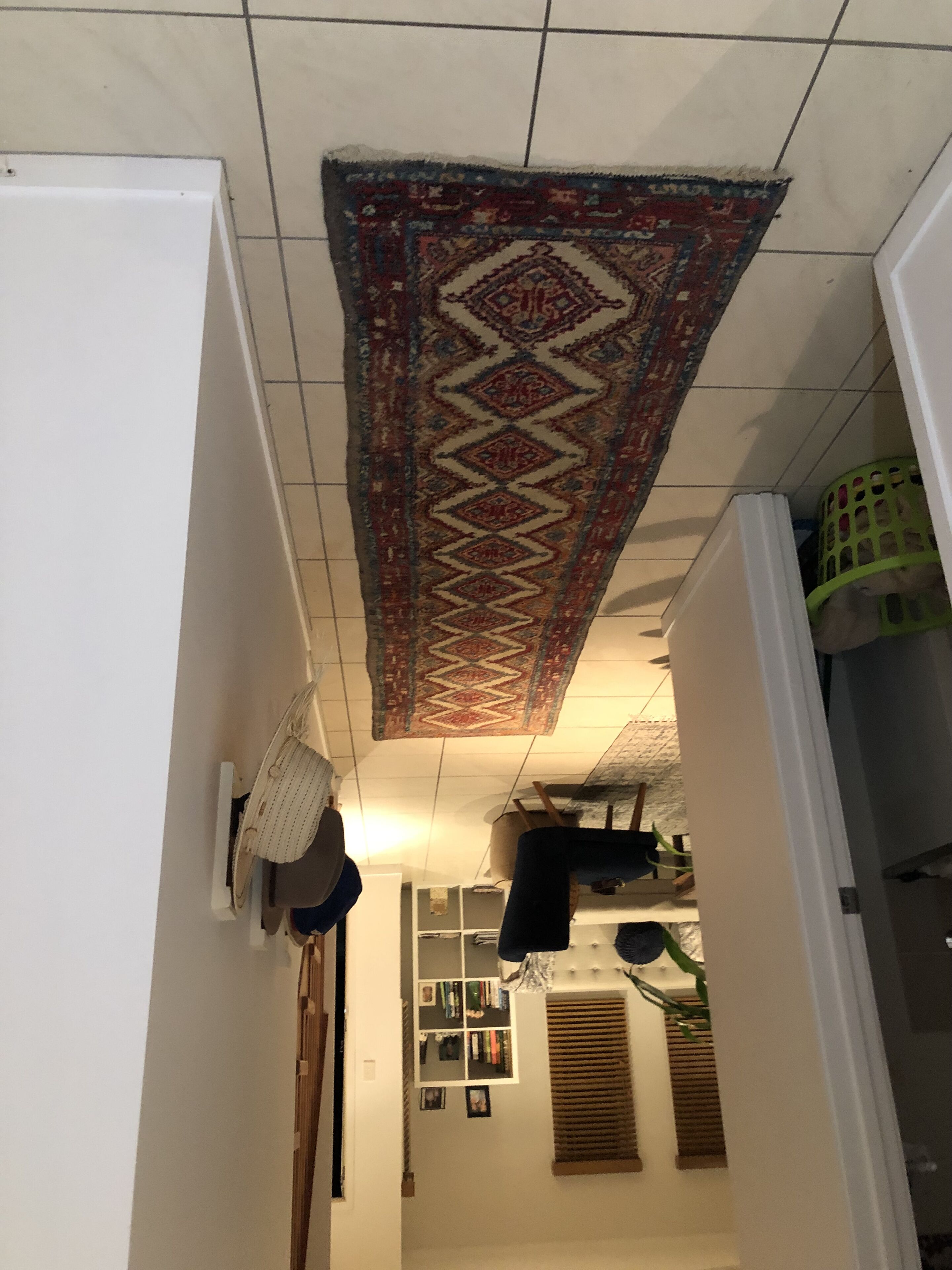 Modern 3 Bedroom, 2 1/2 bath Townhouse 2 minute walk to the beach!