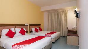 Free WiFi, linens