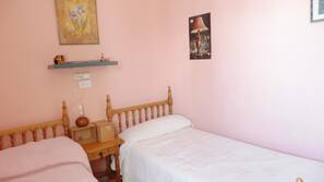 3 Schlafzimmer, Bügeleisen/Bügelbrett, WLAN, Bettwäsche