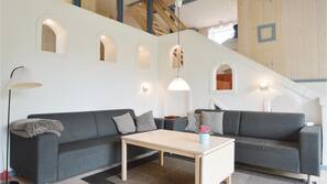 Fernseher, Kamin