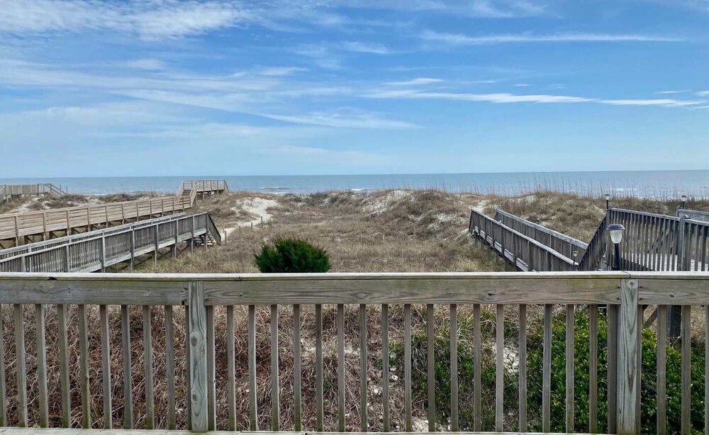 Oceanfront - great duplex with private boardwalk to beach.