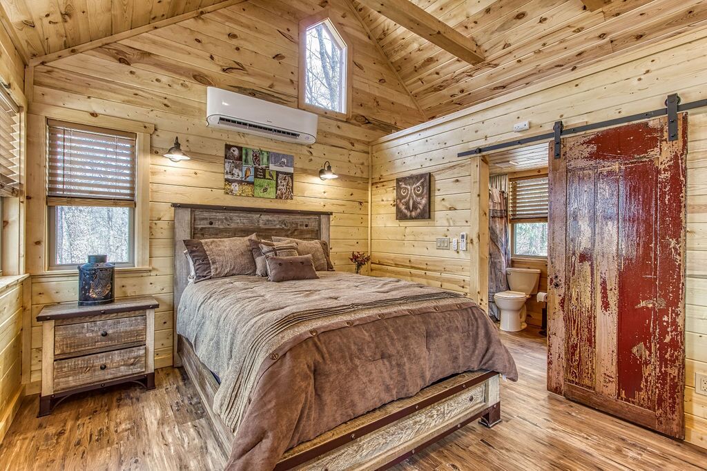 Awesome Treehouse Sits Adjacent To The Great Smoky Mountain National Park 2021 Room Prices Deals Reviews Expedia Com