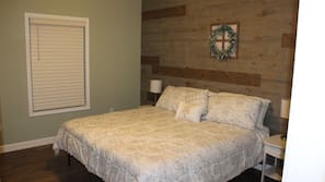 2 bedrooms, linens