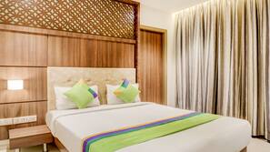 Free WiFi, linens