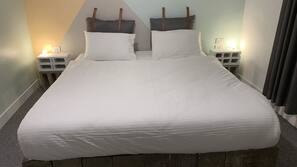 Premium bedding, soundproofing, free WiFi