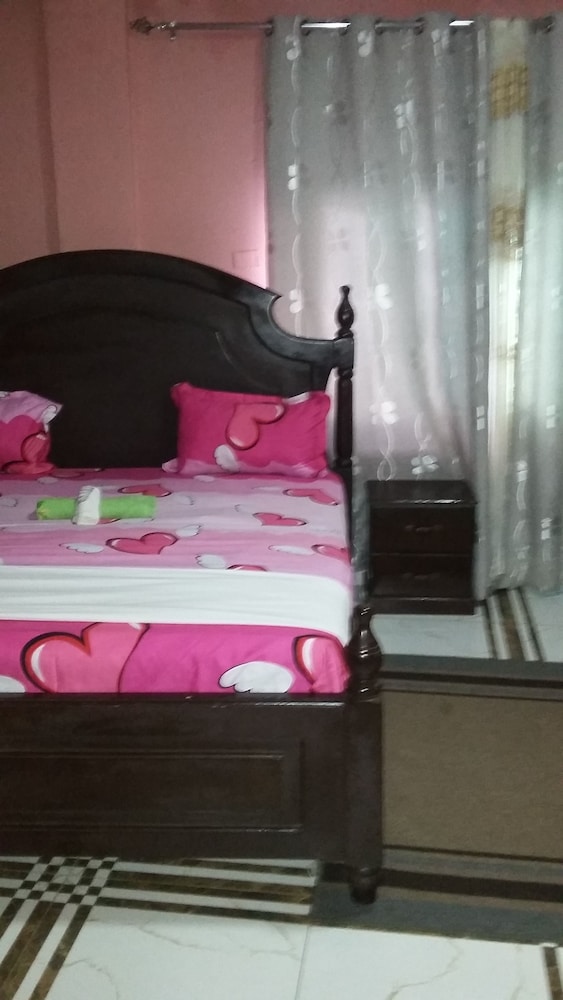 KTC Guest House Deals & Reviews (Monrovia, LBR) Wotif