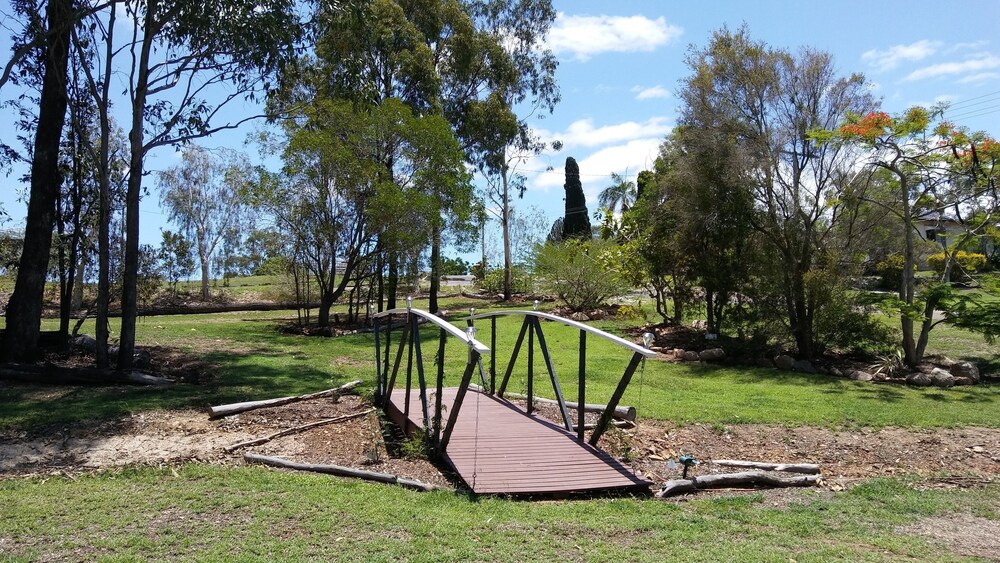 Mt Larcom Tourist Park