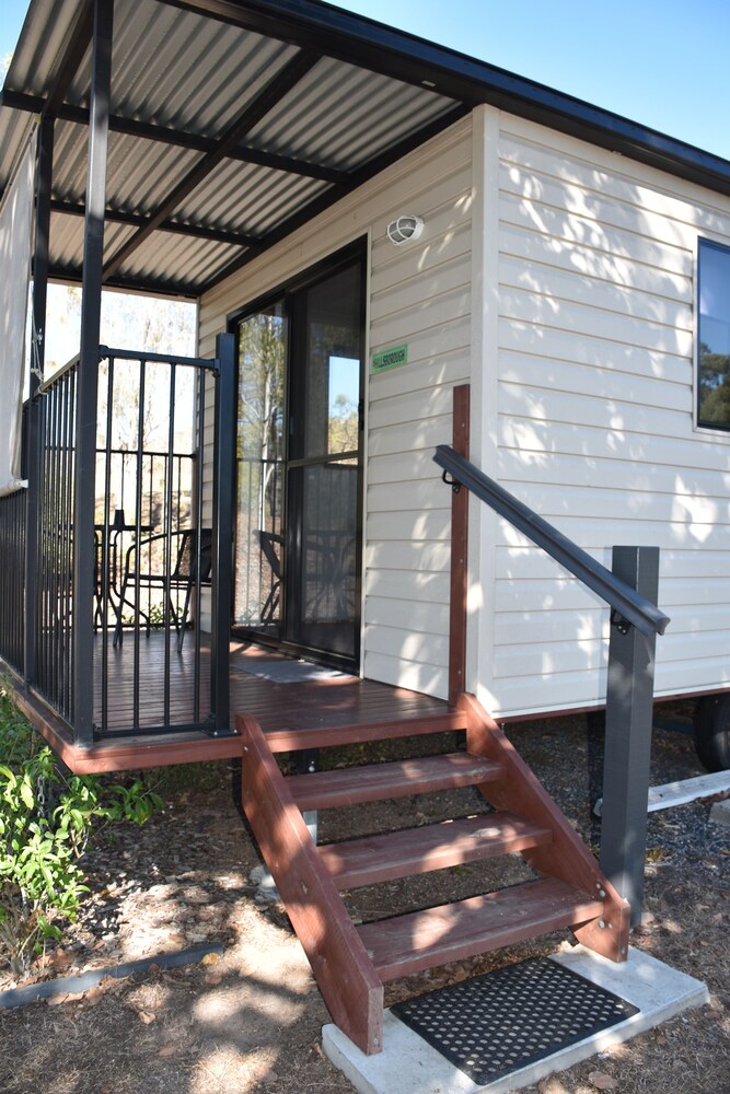 Mt Larcom Tourist Park