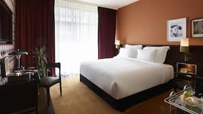 Minibar, bureau, Wi-Fi gratuit, draps fournis