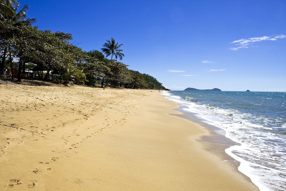 Seaview at Trinity Beach