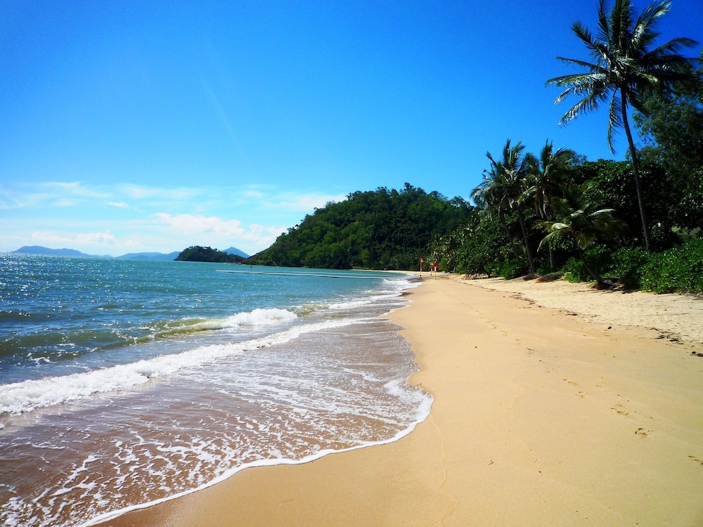 Seaview at Trinity Beach