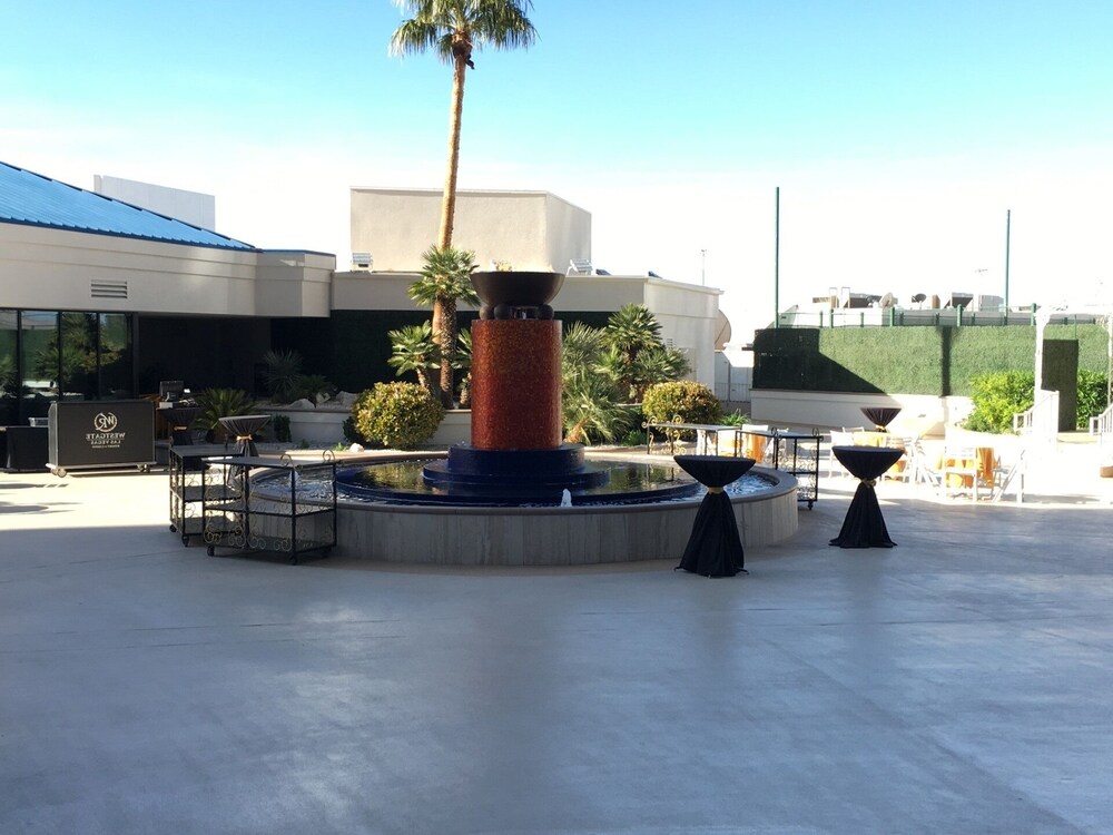 Luxurious Studio Suite ~ Las Vegas NV !