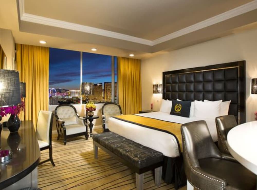 Luxurious Studio Suite ~ Las Vegas NV !