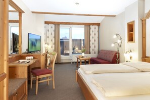 In-room safe, desk, laptop workspace, blackout drapes