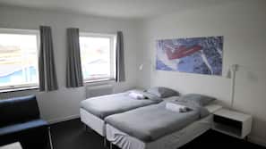 Soundproofing, free WiFi, linens