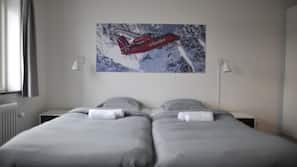 Soundproofing, free WiFi, linens