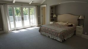 7 bedrooms, iron/ironing board, WiFi, linens