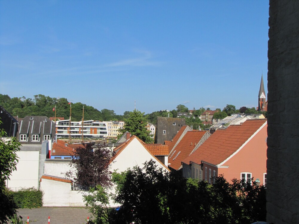 Cozy apartment in the middle of Flensburg's vibrant scene quarter