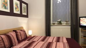 2 Schlafzimmer, Zimmersafe, Bügeleisen/Bügelbrett, WLAN