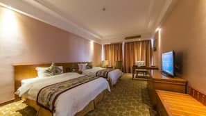 Minibar, in-room safe, desk, blackout drapes