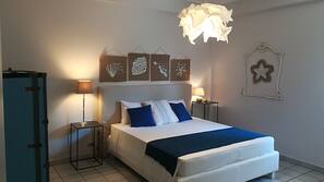 2 bedrooms, iron/ironing board, WiFi, linens