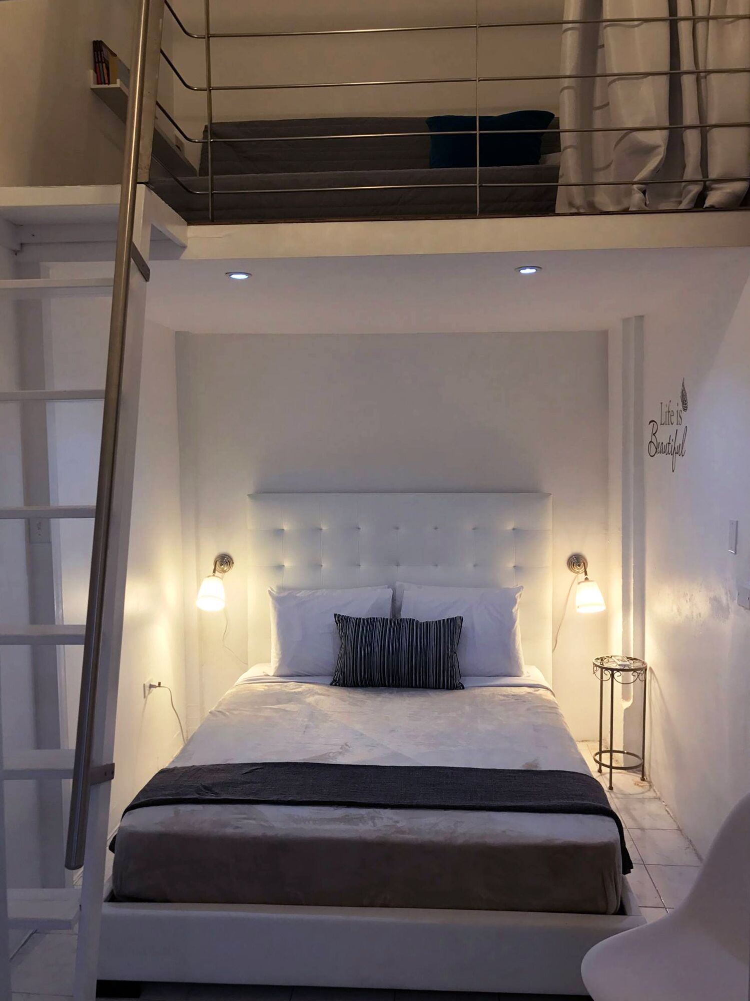 Ground Penthouse, Gladiolas II / Loft + Room / Queen Bed / Free Wifi / AC - 2104 in Ponce, Puerto Rico