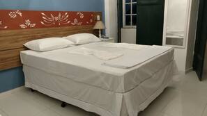Frigobar, cofres nos quartos, Wi-Fi de cortesia, roupa de cama