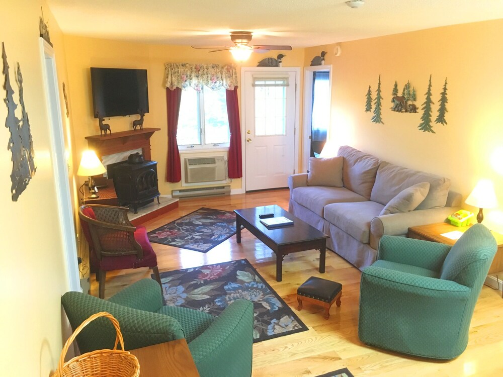 Nordic Inn, Save 20% on Gorgeous 2BR, 2BA Condo!