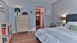 3 bedrooms, iron/ironing board, WiFi, linens