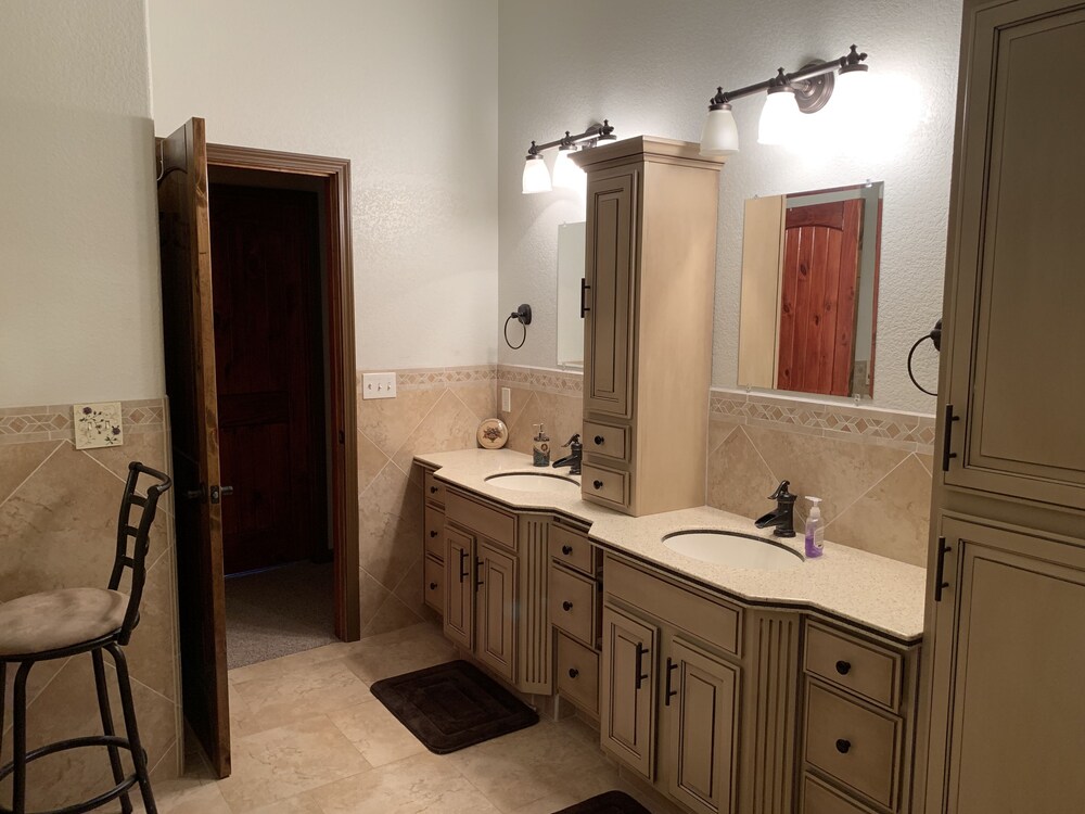 Tularosa Valley Lodge in Tularosa Best Rates & Deals on Orbitz