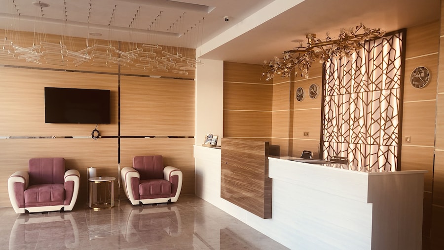 Seasons Hotel Barka