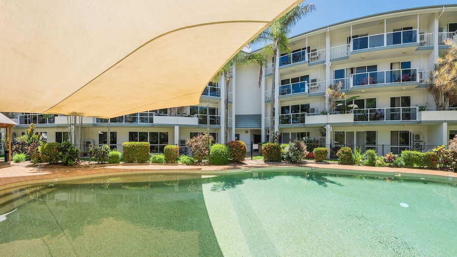 Coral Coast Apartments Palm Cove AVC