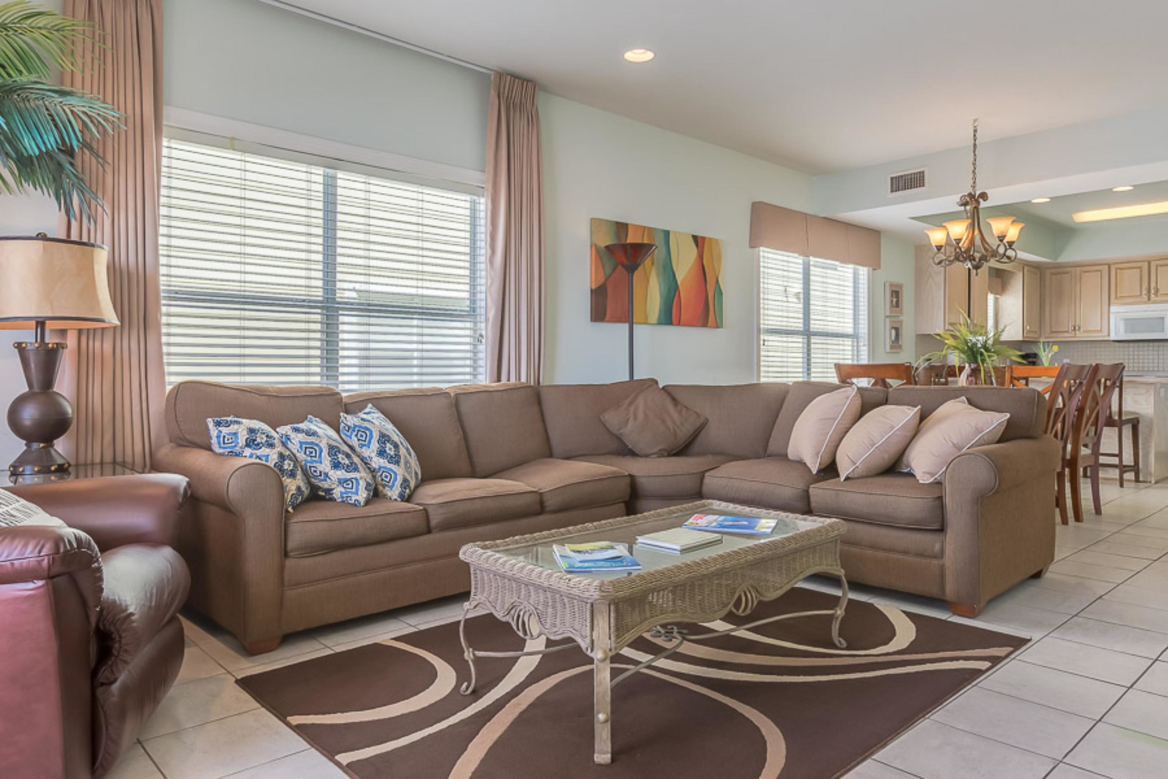 Blue Parrot West 6 by Vacasa in Gulf Shores, United States