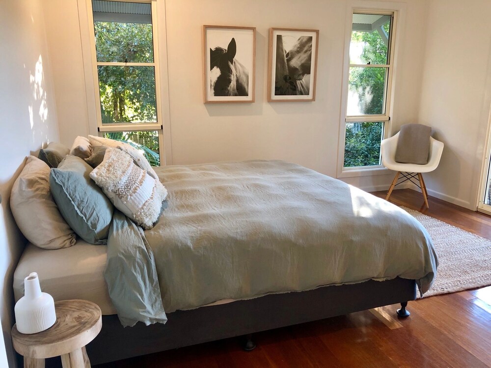 Your Coastal Treetop Escape