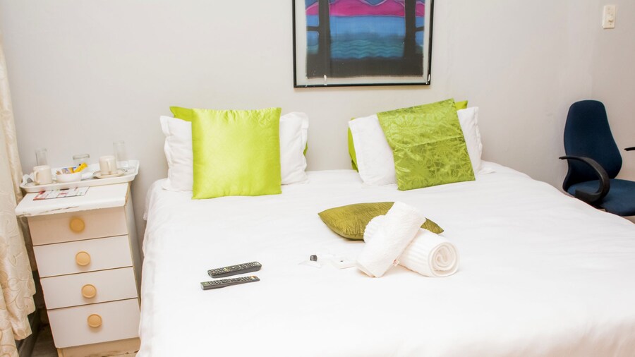 Green On Minni Guest House