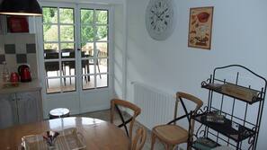 Restauration dans la chambre