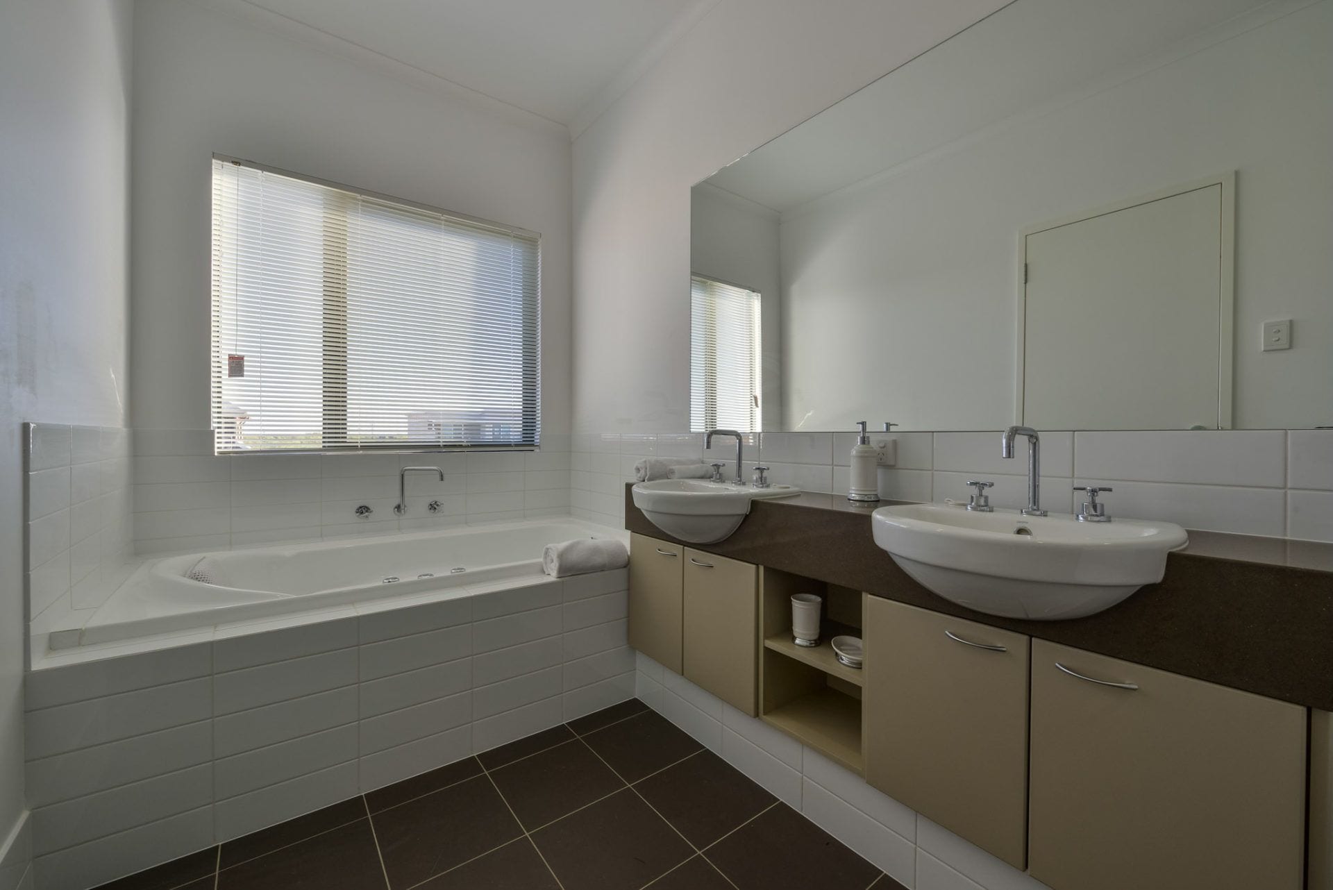 Village Quays, Villa 24 - Private Jetty up to 8m