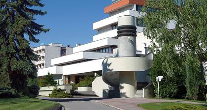 Ensana Central