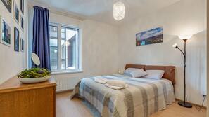 1 Schlafzimmer, Bügeleisen/Bügelbrett, Bettwäsche