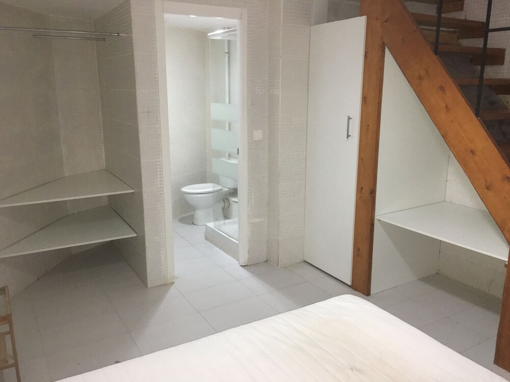 25m2 Studio With Basement Bedroom Private Patio Azbc2 In Madrid Best Rates Deals On Orbitz