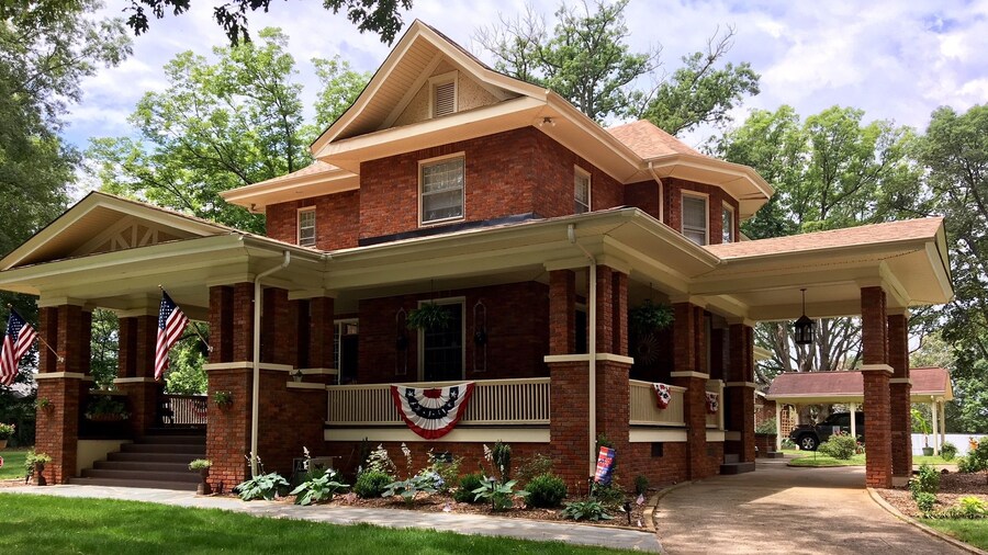 Sweet Tea Bed & Breakfast