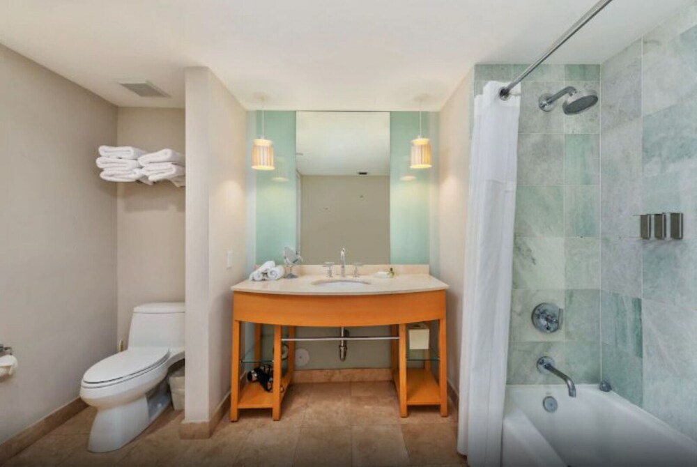 MARENAS BEACH RESORT privately managed by Miami and the Beaches Rentals