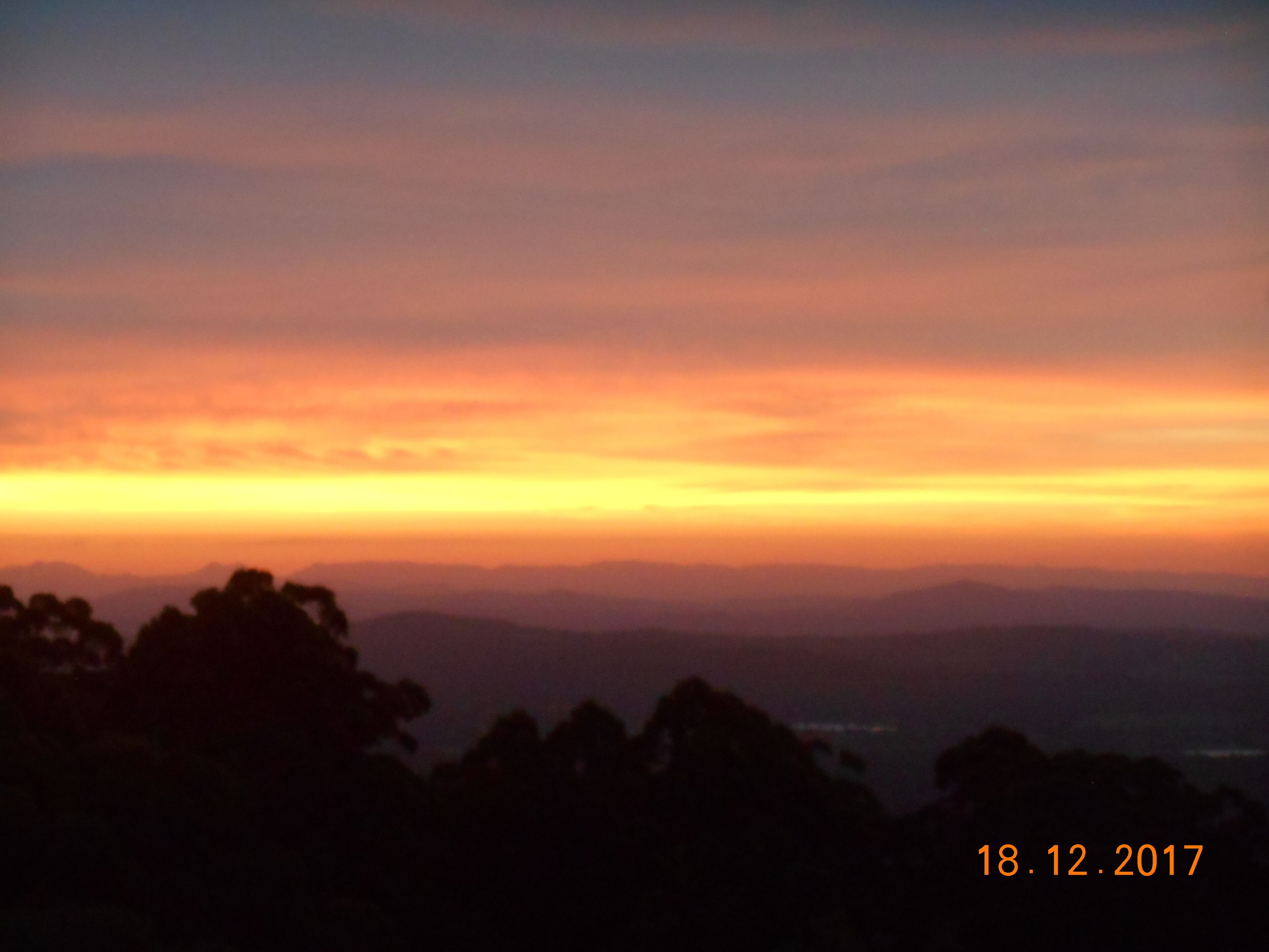 Sunset Serenade, Self Contained Studio, Tambourine Mountain. Lgbt Welcome