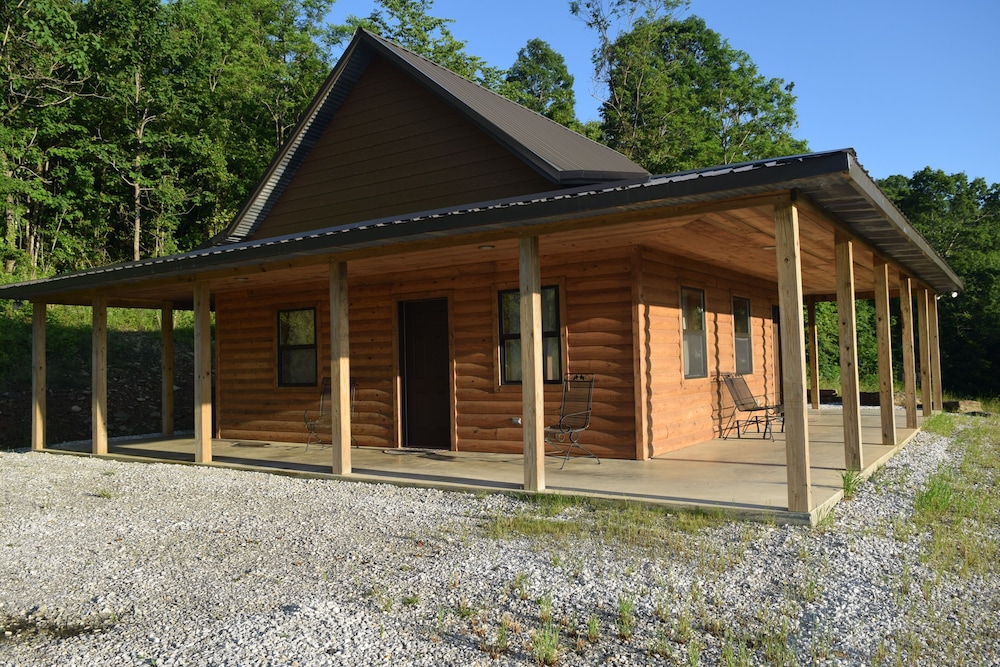 Ozark Mountain Trails Cabin Located in the Heart of the Ozark National