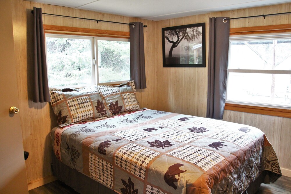 Creekside Cabin on the Mickelson Trail