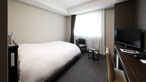 In-room safe, desk, iron/ironing board, free WiFi