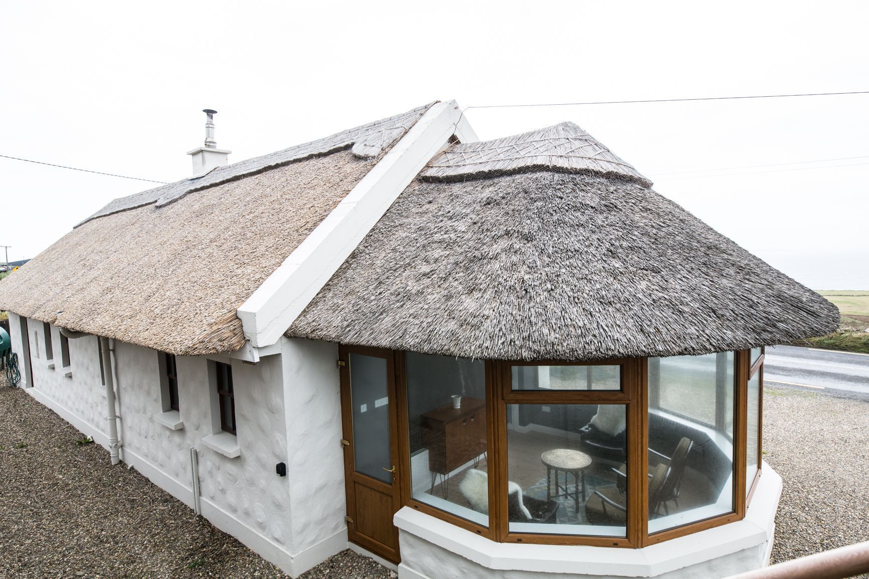 Authentic Thatched Cottage With Great Views Near Cliffs of Moher in Doolin, Ireland