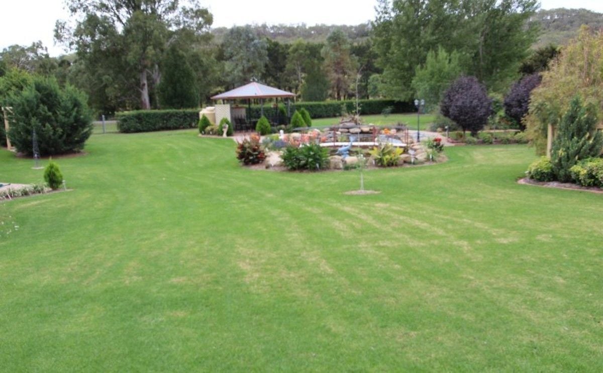 Dalrymple Lodge Bed and Breakfast